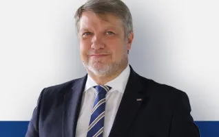 Prof. Dr. Frank Albe ist Professor der PFH.