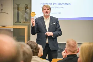 PFH XMAS-Alumni-Lectures 